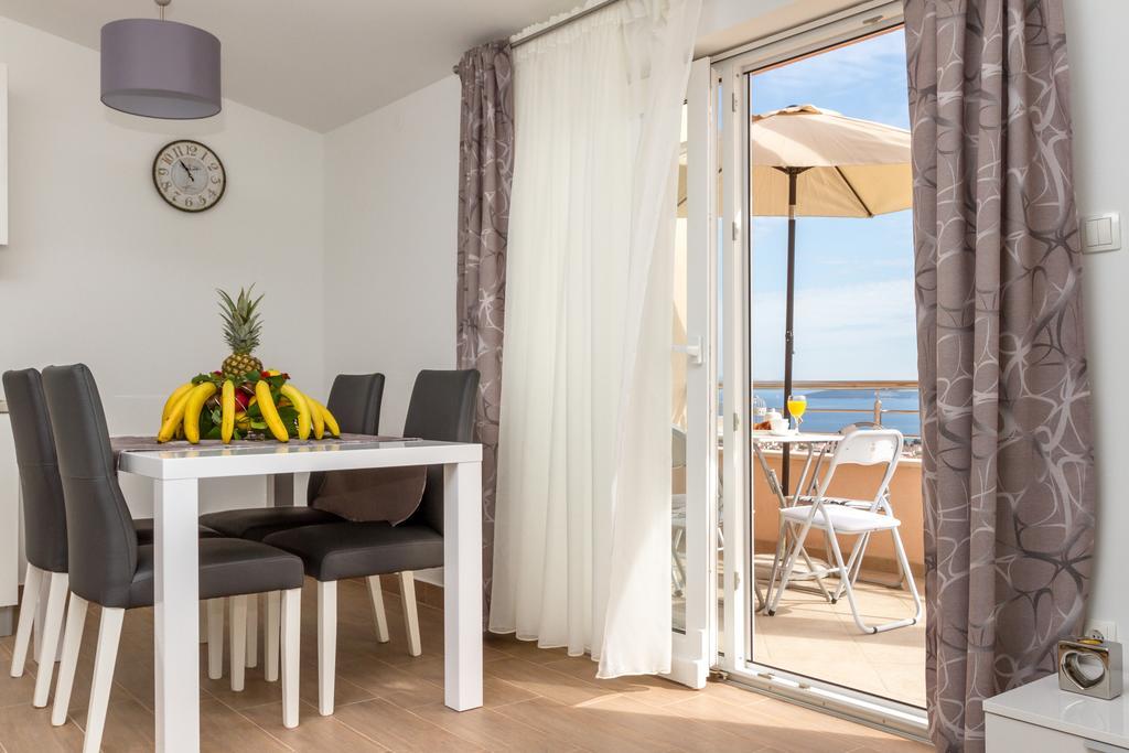 Panorama Holidays Kaštel Stari Extérieur photo