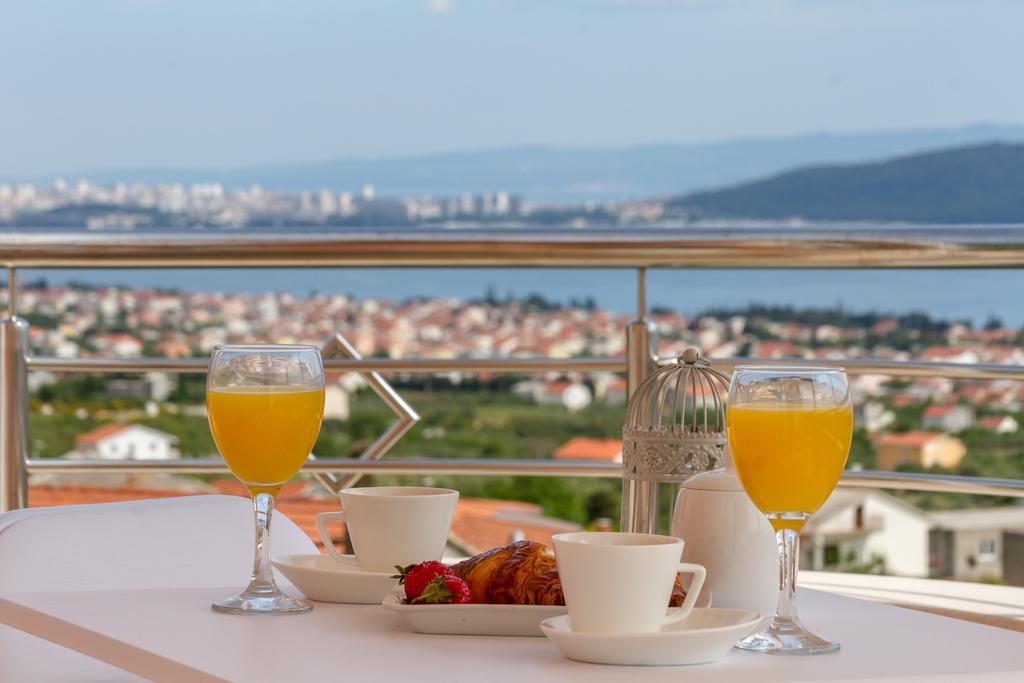 Panorama Holidays Kaštel Stari Extérieur photo
